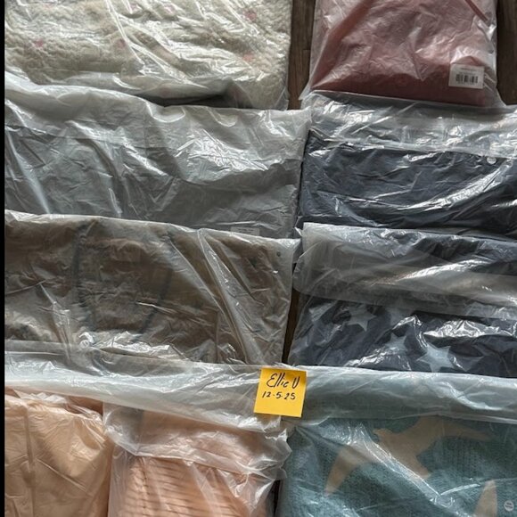 Taylor Swift - The Life Of A Show Girl Vinyl Case - *IN HAND* - *READY TO SHIP* - Picture 5 of 10